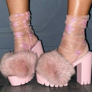 Cape Robbin Chardonnay Fur Block Heel - Mauve